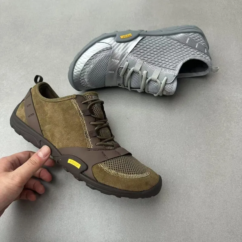 

Classic Brand Comfortable Breath Sport and Leisure Shoe Top Quality Outdoor Walking Shoe Designer Anti Slip Flat Barefoot Shoe
