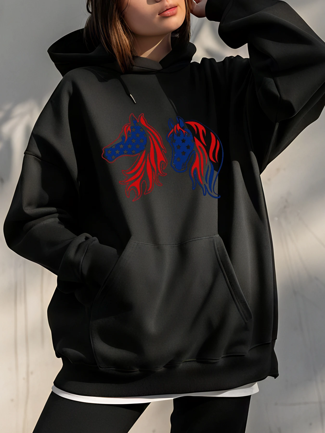 

Толстовка с рисунком головы лошади и патриотическим дизайном для повседневного ношения на открытом воздухе