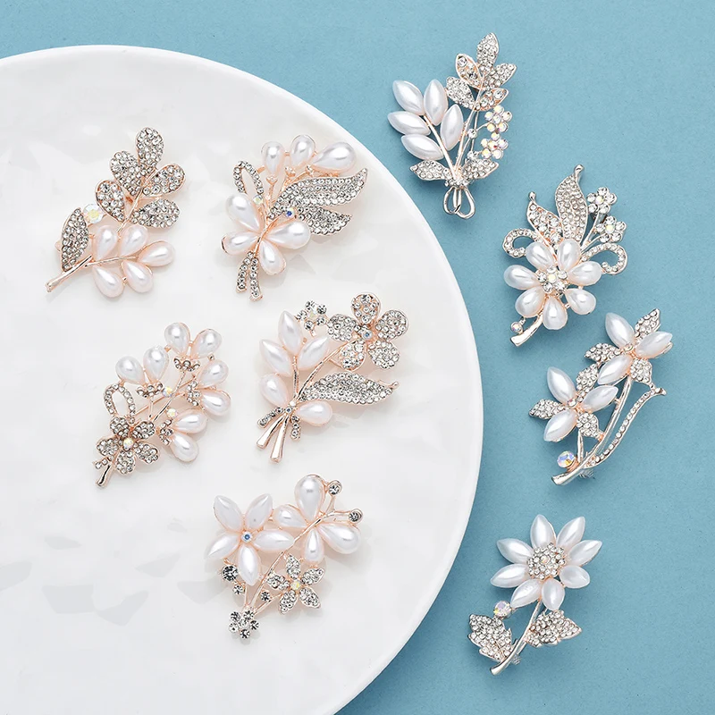 

Wuli&baby Pearl Flower Brooches Rhinestone Sunflower 9 designs 2025 Summer Pins For Dress, coat , scarf and bag Jewelry Gift