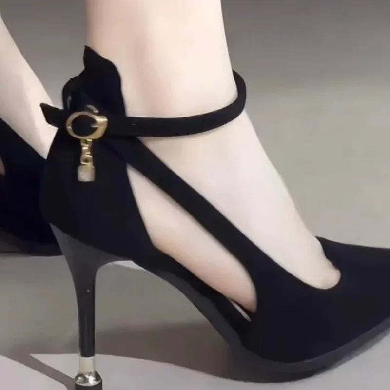 حذاء بمقدمة مدببة من جلد الغزال بإبزيم واحد غير متعب وكعب رفيع مجوف وحذاء فردي بتصميم متخصص وكعب عالٍ #3