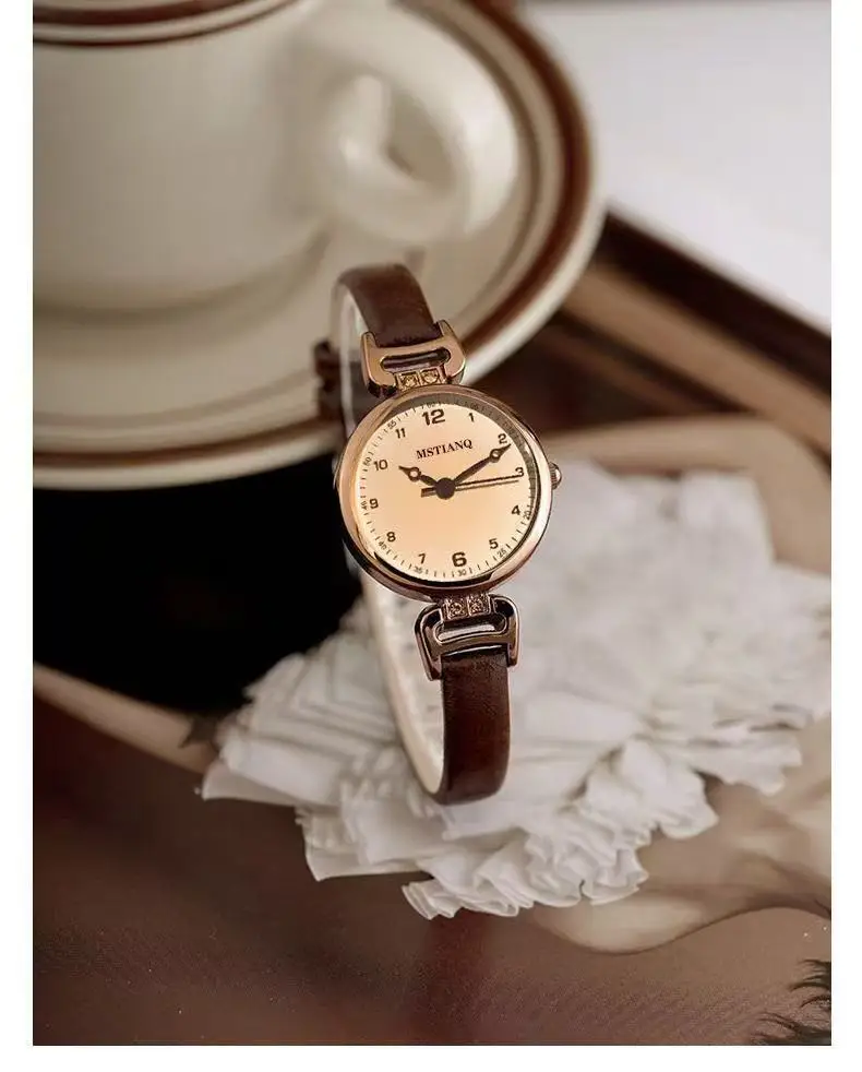 

Retro examination watch women's students ins high value light luxury British small fragrance small dial lady stone table