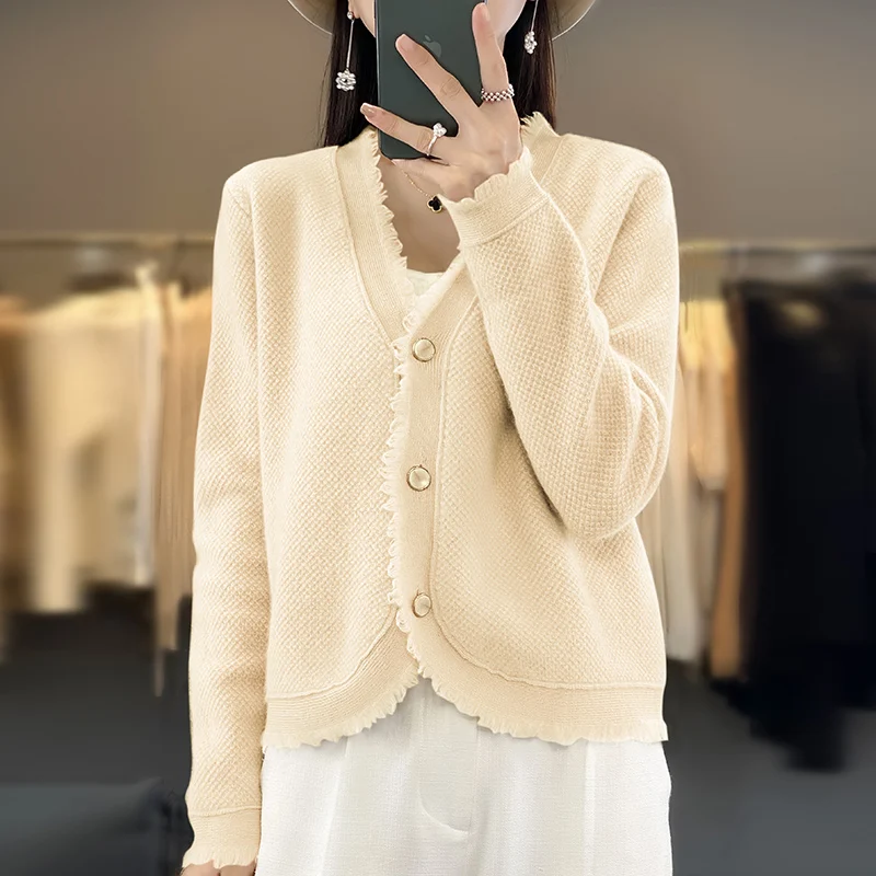 Autumn Sweater Cardigan Women V-neck Long Sleeve Tops Tassel Fashion Loose Winter New Knitted Outerwear Warm Cardigan Sweater