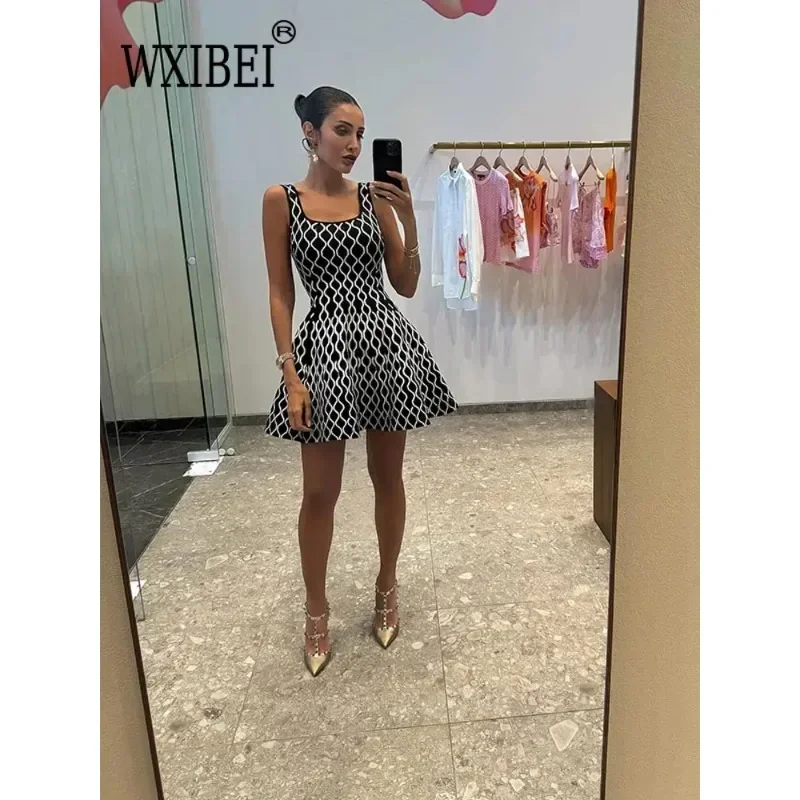 Women Fashion Plaid Side Pocket Knitted Mini Dress Elegant Backless Sleeveless Pleated A-line Dresses 2024 New Party Sexy Robes