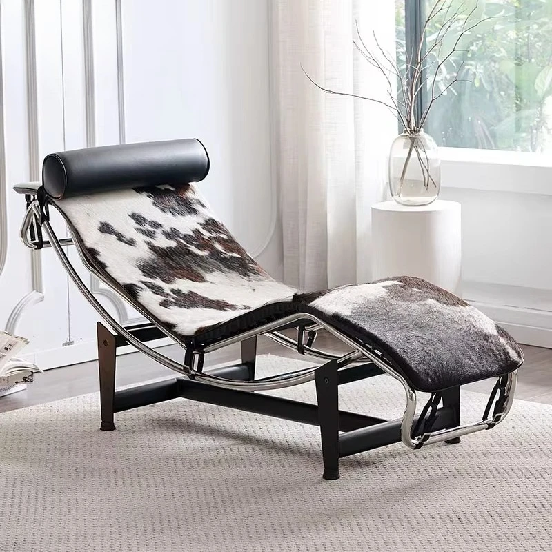 

Creative leather lounge chair, stainless steel single chair.