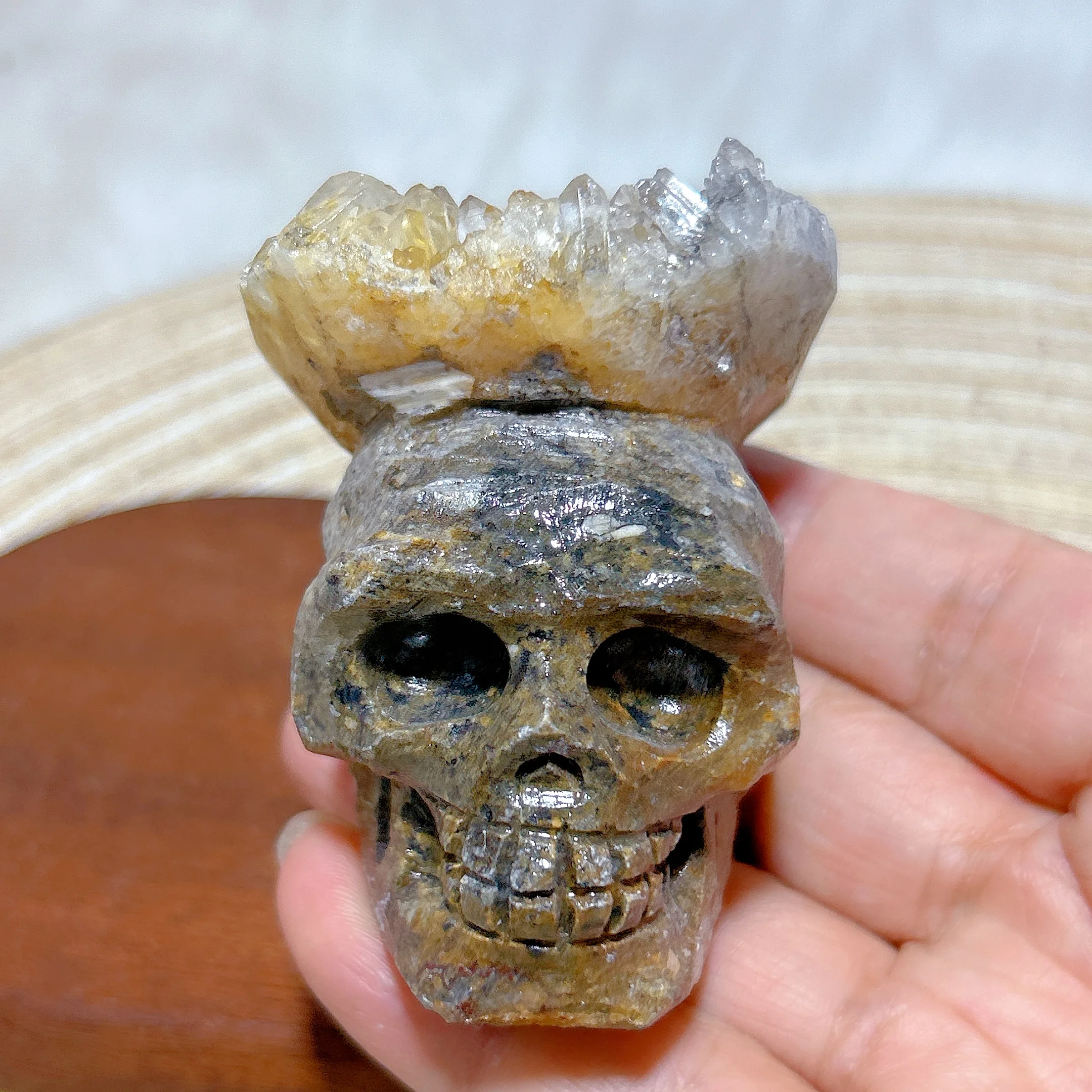 

Healing Natural Crystal Clear Quartz Cluster Skull Raw Stone Carving Energy Reiki Ornament Ore Home Decoration Room Dec Gift