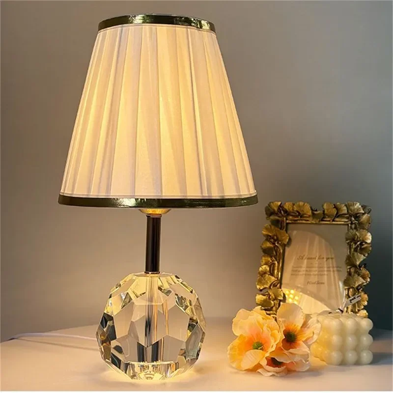 SOURA ModernLuxury Crystal Table Light LED Moda Arte Sala de estar Quarto Estudo Quarto de menina Villa Hotel