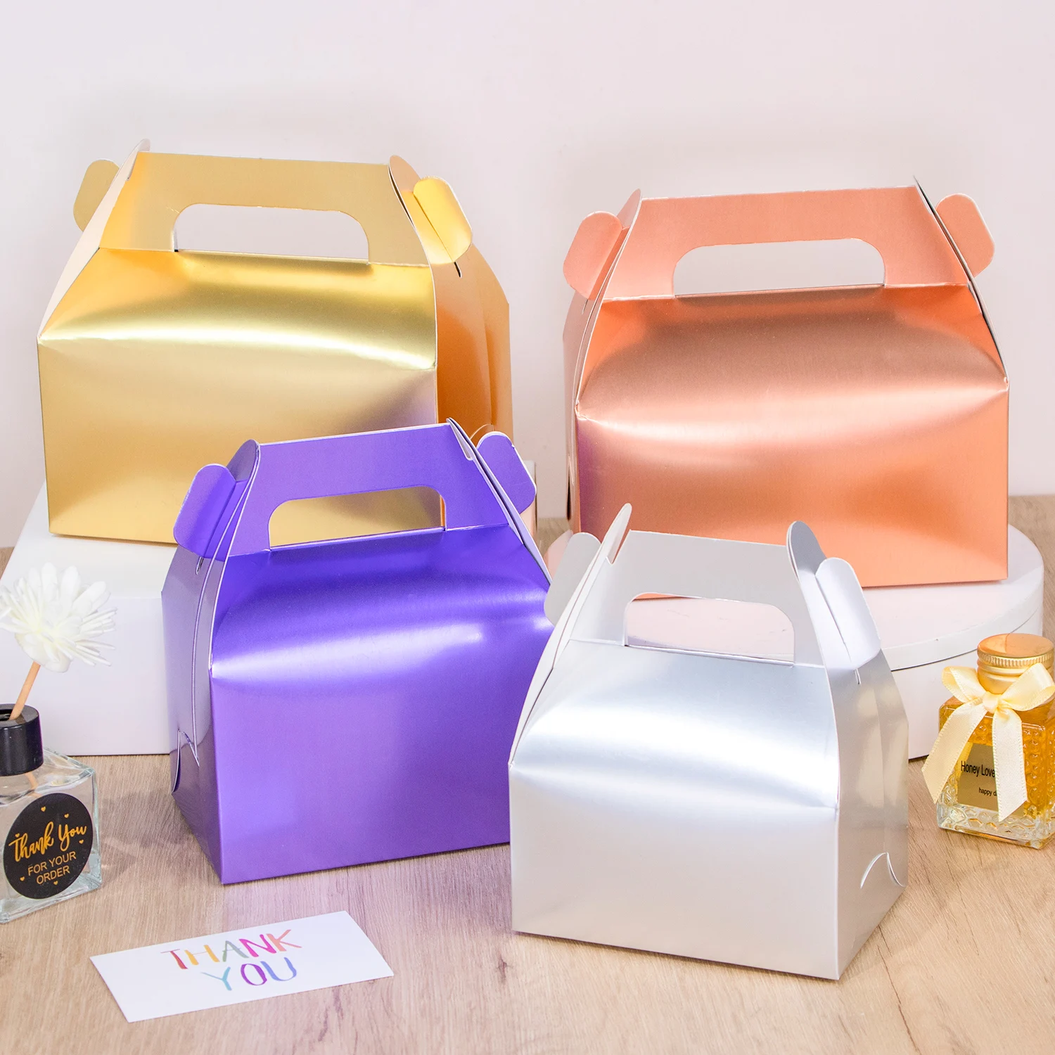 Laser gold silver cake packaging box white cowhide pink green blue dessert portable carton