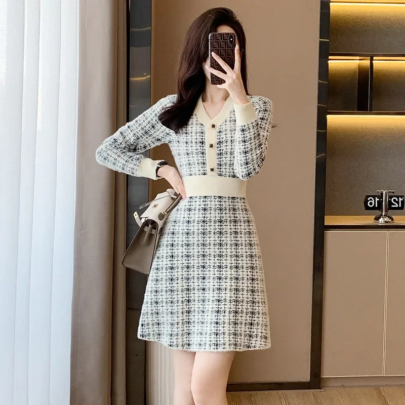 Women's Vintage Plaid Mini Office Sweater Dress, Long Sleeve, V-neck Buttons, Party Dress, Female Knitted Stretch Mini Dresses