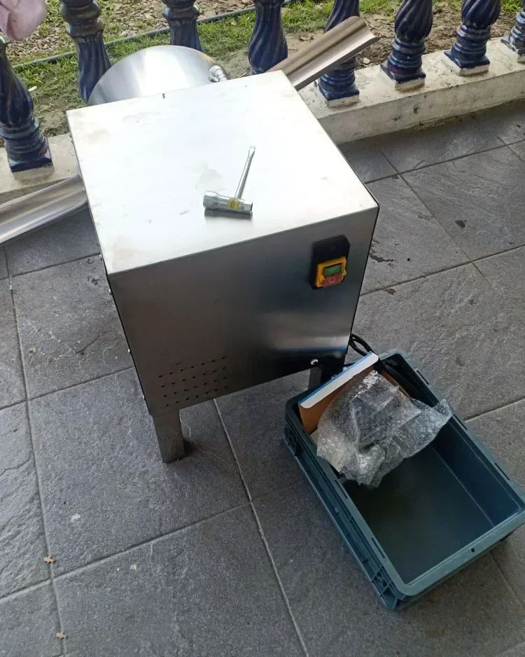 Single Row Commercial Automatic Egg Cleaning Machine for Chicken Duck Goose Eggs Small Farm Poultry Processing Equipment for