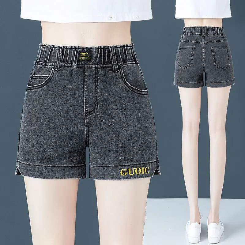 High waisted denim shorts for the 2024 summer new Korean version in large size for slimming effect