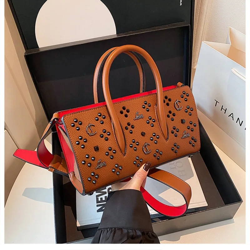 2025 Retro High-quality Hollowed-out Tote Bag Handbag, Large-capacity Single-shoulder Underarm Crossbody Women's Bag