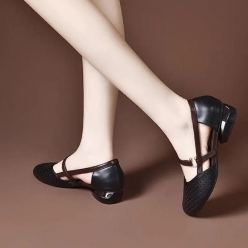 2026 Summer Buckle Women Sandals Pointed Hollow Thick with High Heels Women\'s Shoes Gladiator Fashion 4CM Round Heels Sandals