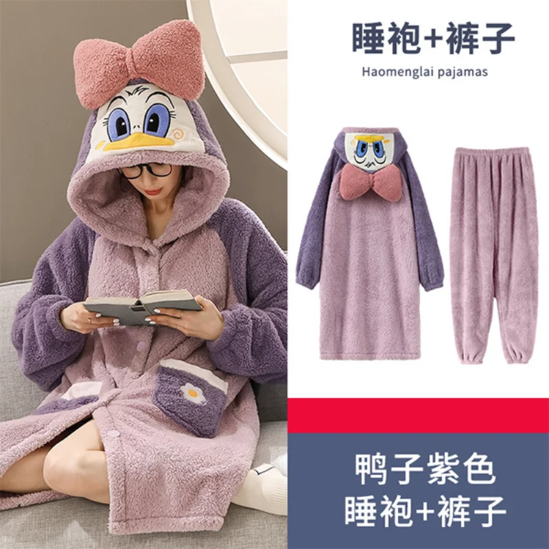 

Disney cartoon Donald Duck coral fleece nightgown women's autumn and winter new cute long pajamas home two-piece set