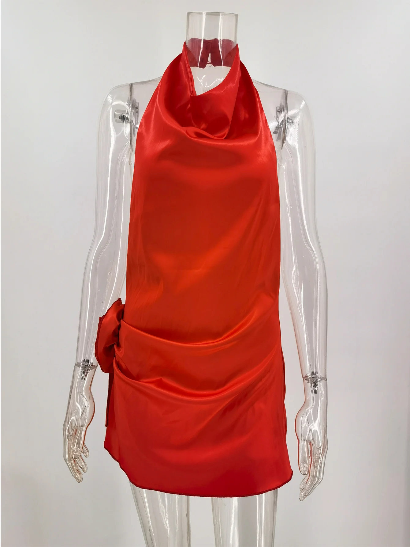 Mini vestido Sexy de satén con espalda descubierta para mujer, vestidos cortos elegantes para fiesta de Navidad, vestido de noche de cumpleaños rojo para mujer 2025