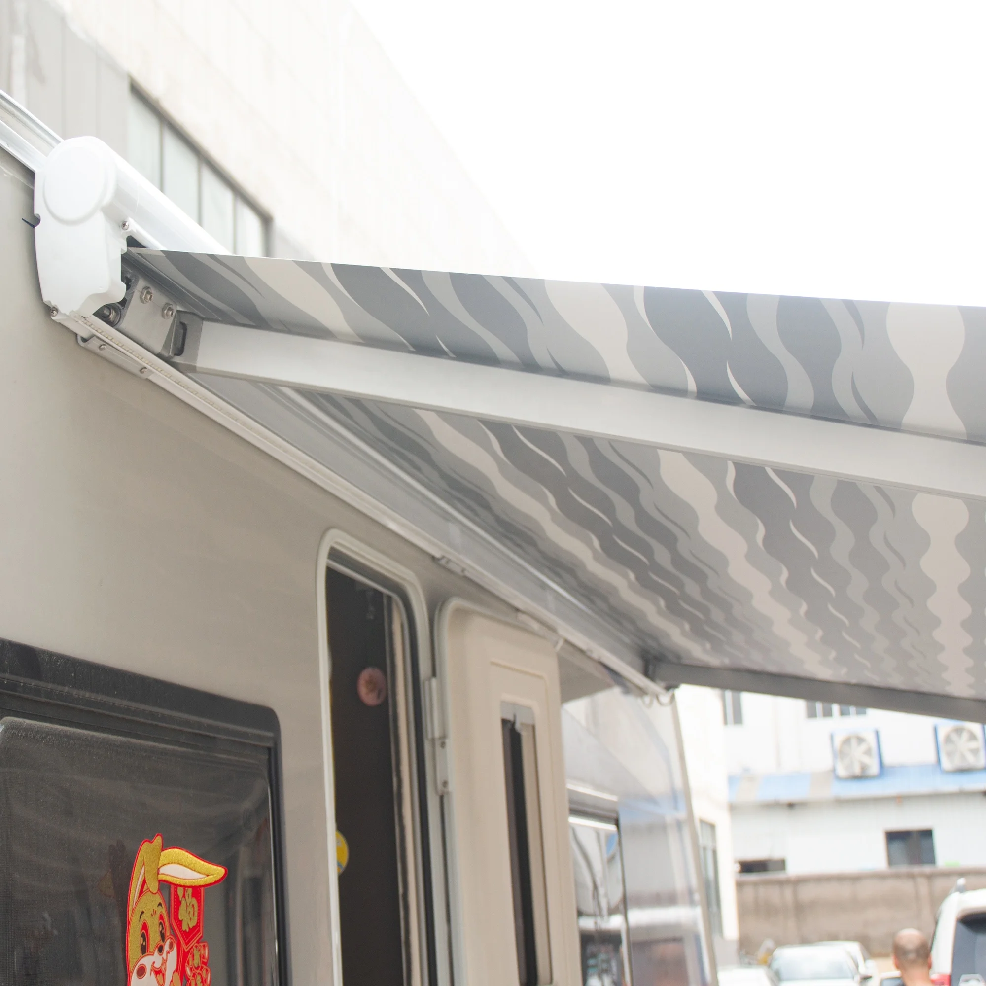 S30 Support-free Side Awning With Smart Controls & LED Lighting