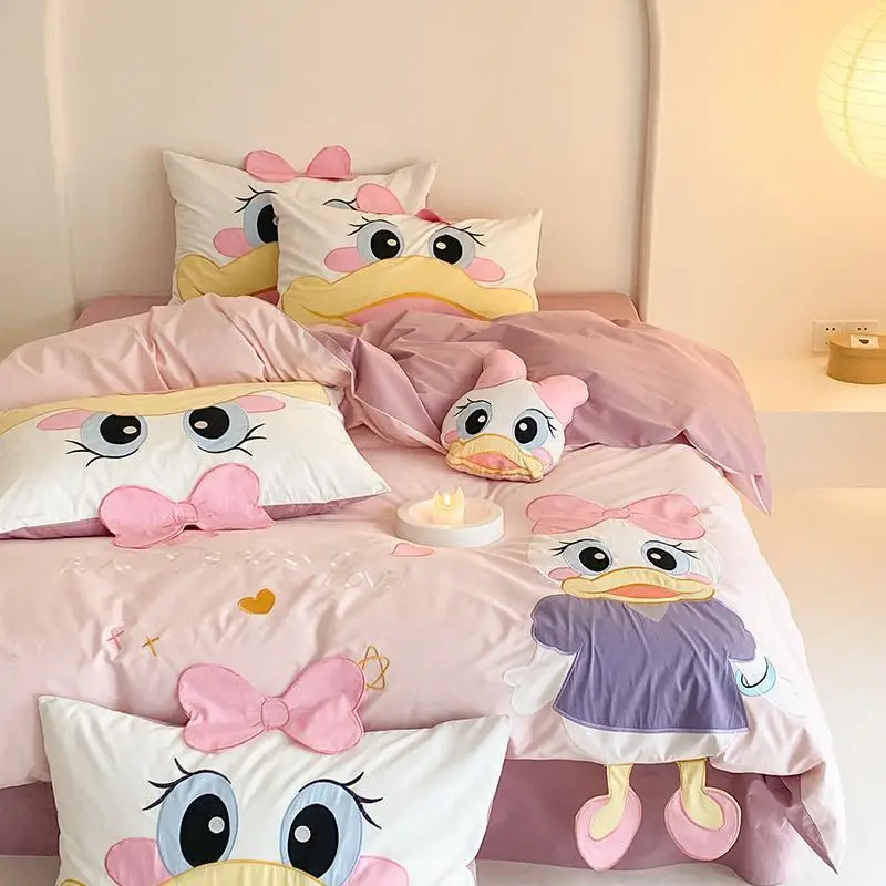 Disney Lotso Daisy Mickey Donald Duck Tigger Cute and Creative Cartoon Embroidered Bed Sheet and Quilt Cover Four-piece Set