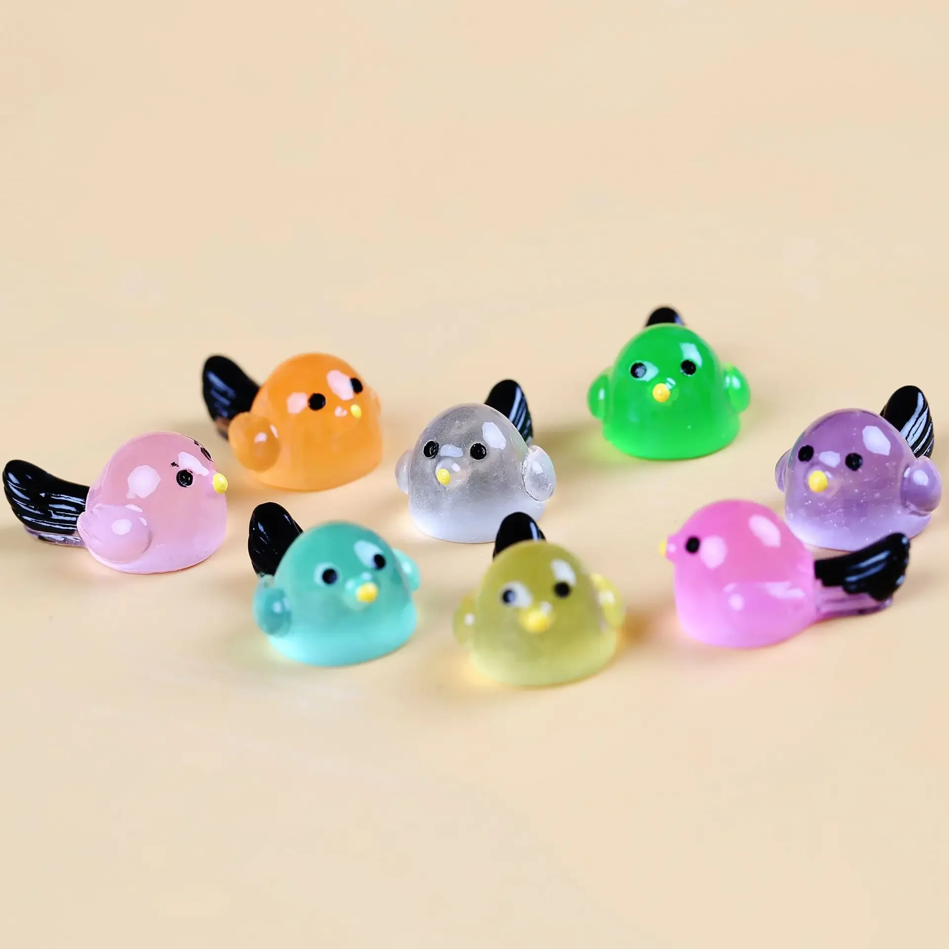 100PCS Luminous Mini Birds Home Decor Miniature Parakeet Glow At Night Bird Fairy Garden Decoration Doll House DIY Accessories