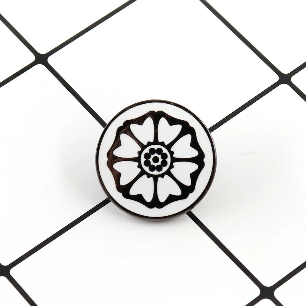 White Lotus Pai Sho -Tile Enamel Pin Classic TV Drama Periphery Brooch Backpack Lapel Badge Jewelry Accessories