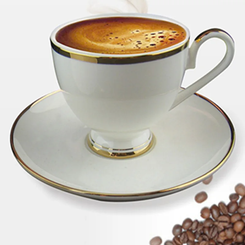 

Европейские кофейные чашки из костяного фарфора с золотой оправой, тарелки с ложками, бытовые керамические кофейные чашки, ложки, чайные чашки