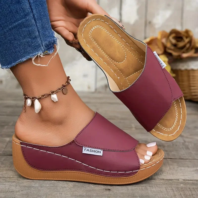Thumbnail 4 - #77 Compare Platform Sandals Before You Buy