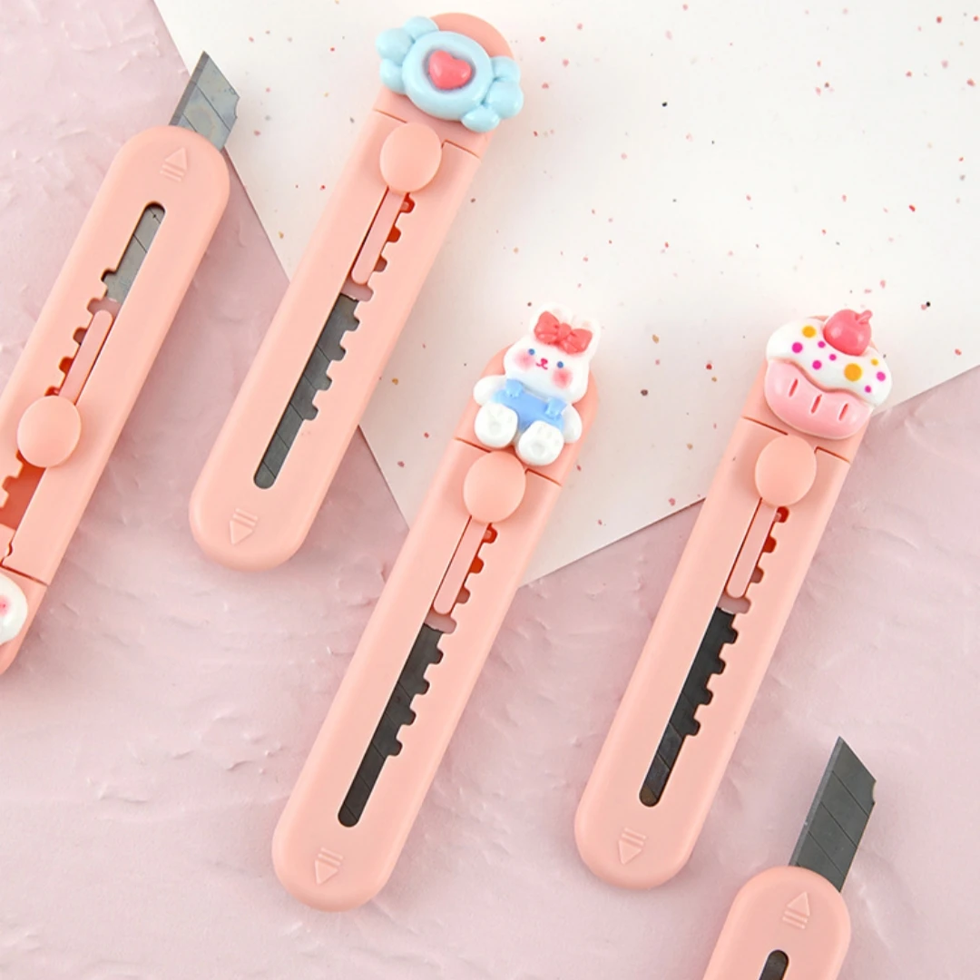 لطيف الكرتون الأرنب الفن سكّين متعدّد الاستخدامات صندوق جيب صغير سكين الة قطع الورق الحرفية التفاف إعادة الملء شفرة القرطاسية القاطع #2