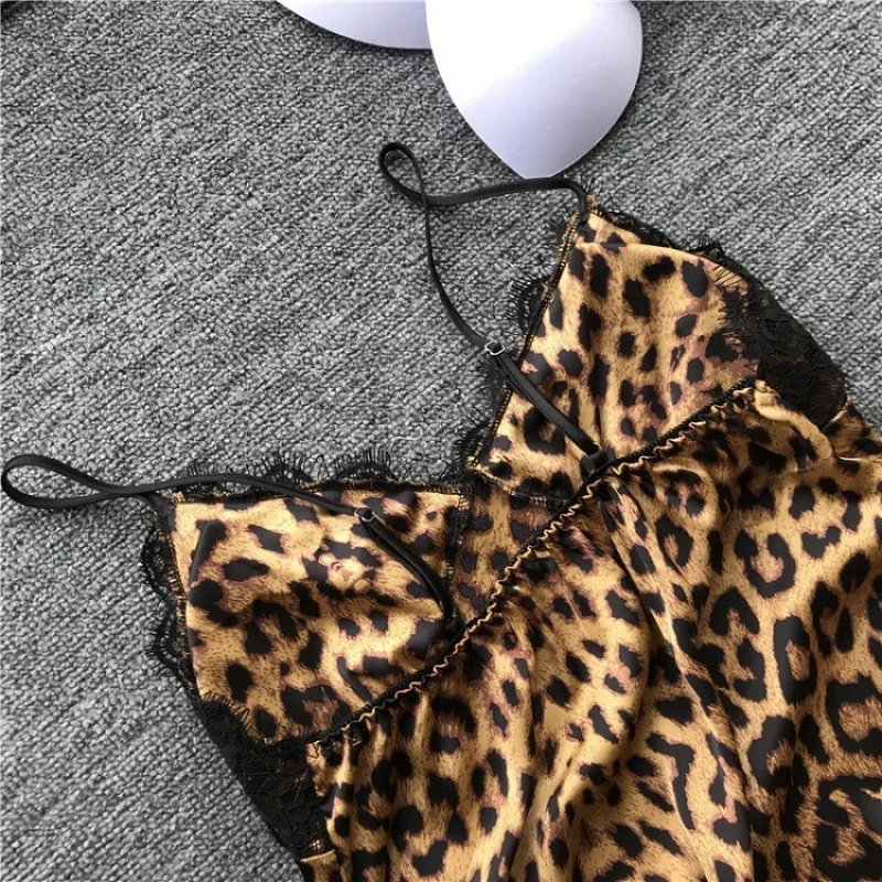 Sexy Leopard Print Camisole For Women Alluring Summer Nightgown With Chest Pads Lace-Up Short Dress