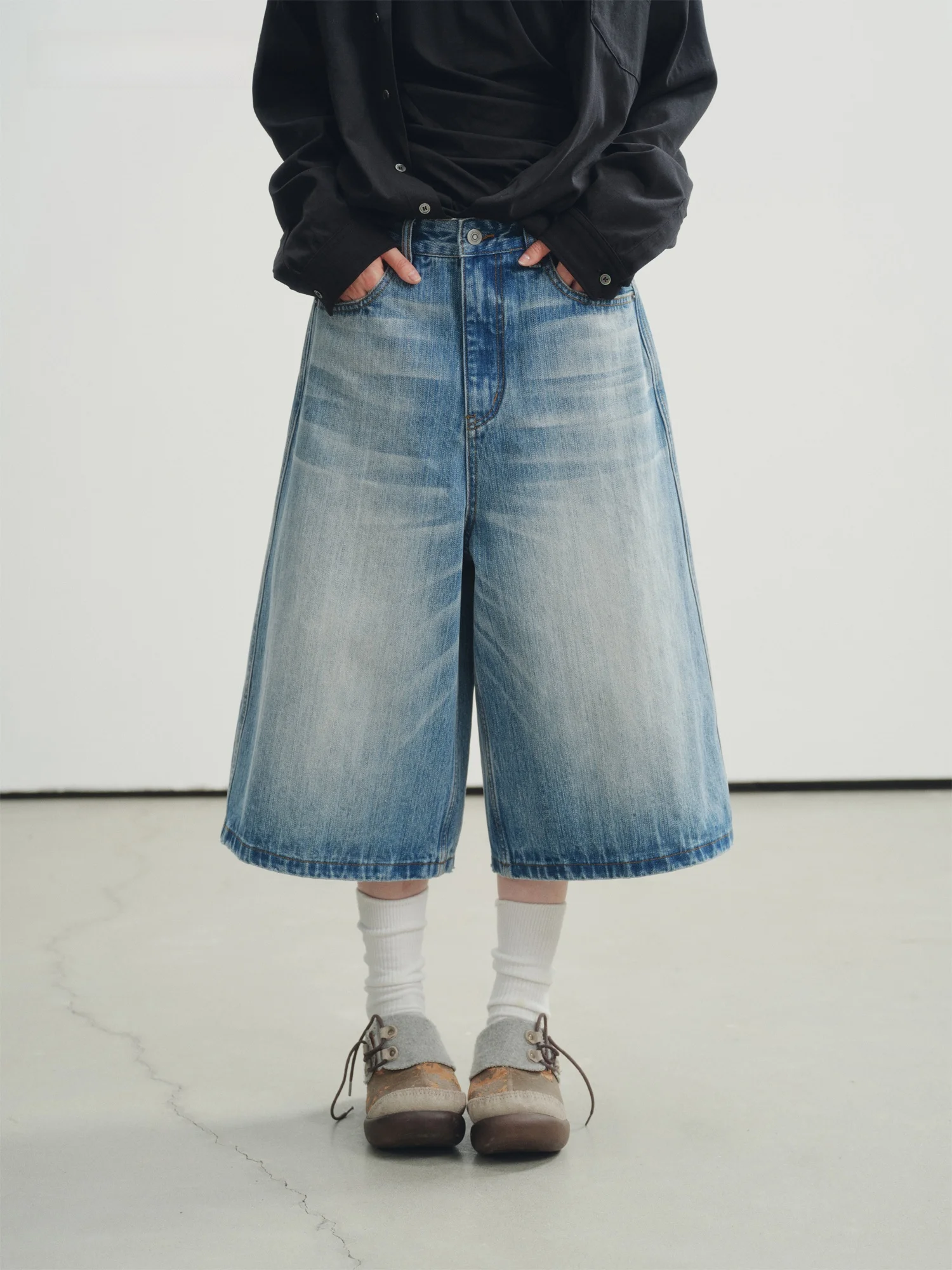 

VERMO Vintage Washed Denim Whisker Loose Fit Seven Inch Shorts Casual Style Natural Waist Wide Leg Pants Spring Summer