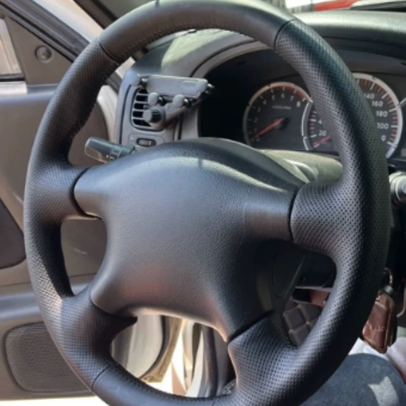 Hand-Stitched Non-Slip Black Leather Car Steering Wheel For Nissan Almera N16 Pathfinder Primera Paladin X-Trail Accessories