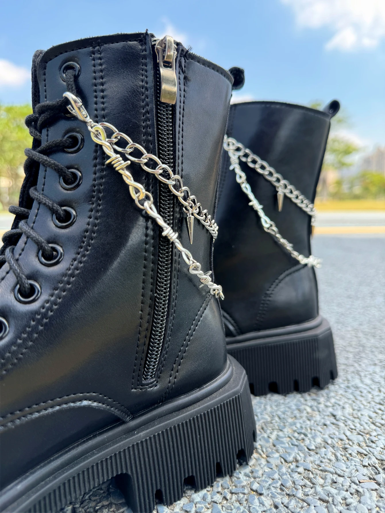 Two pieces of thorn rivet decorated chain pentagram shoe decorations - DIY detachable shoe accessories, shoe decoration parts, h