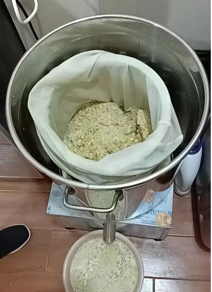 Household Centrifugal Dehydrated Vegetables Dehydrated Dehydrated Mini Oil Fried Food Deoiling Machine Hot Salescheap And Fine