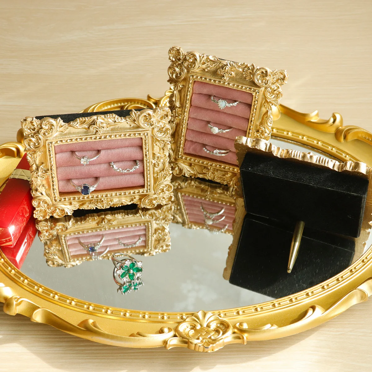 Vintage Gold Ring Display Stand,Suede Earring Tray Baroque Design,Wedding & Birthday Gifts, Velvet Organizer for Engagement Prop