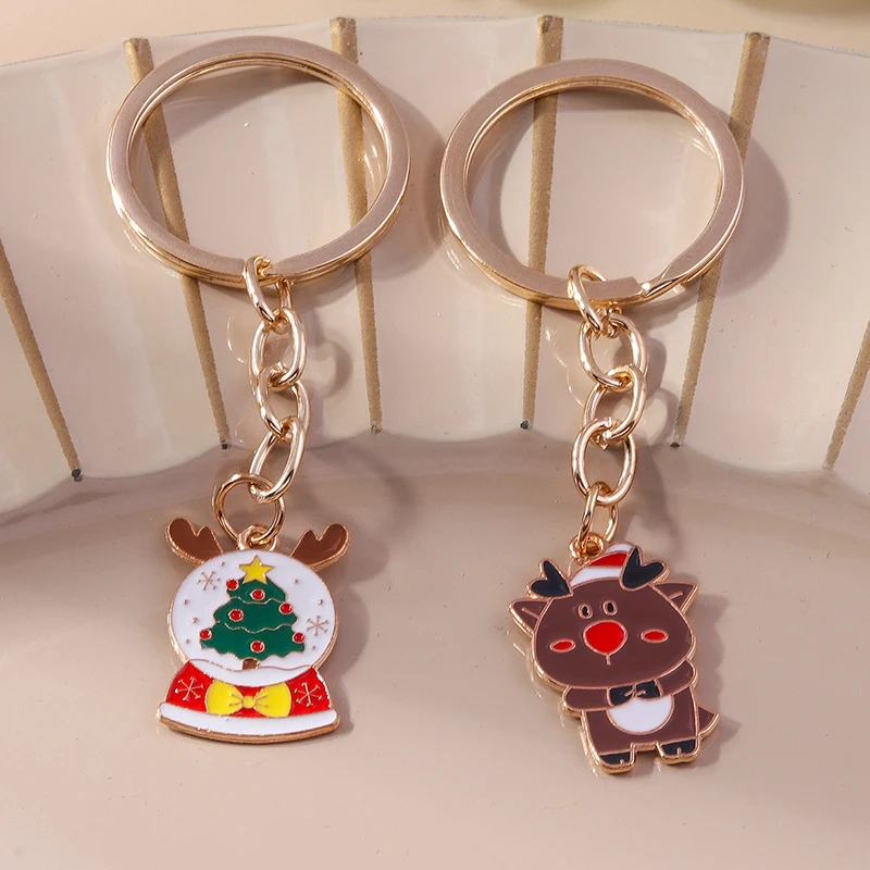 LLavero de Navidad esmaltado para mujer y niña, colgante de dibujos animados, ciervo, alce, llavero de coche, decoración de bolso, regalo de joyería