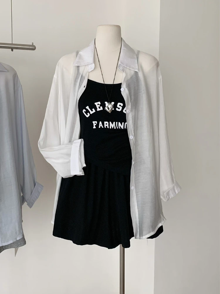 Słodki szyk, estetyka lat 2000, moda koreańska, retro, styl Y2K, zestaw, strój do pracy, garnitur damski, odzież damska, nowości, komplety.