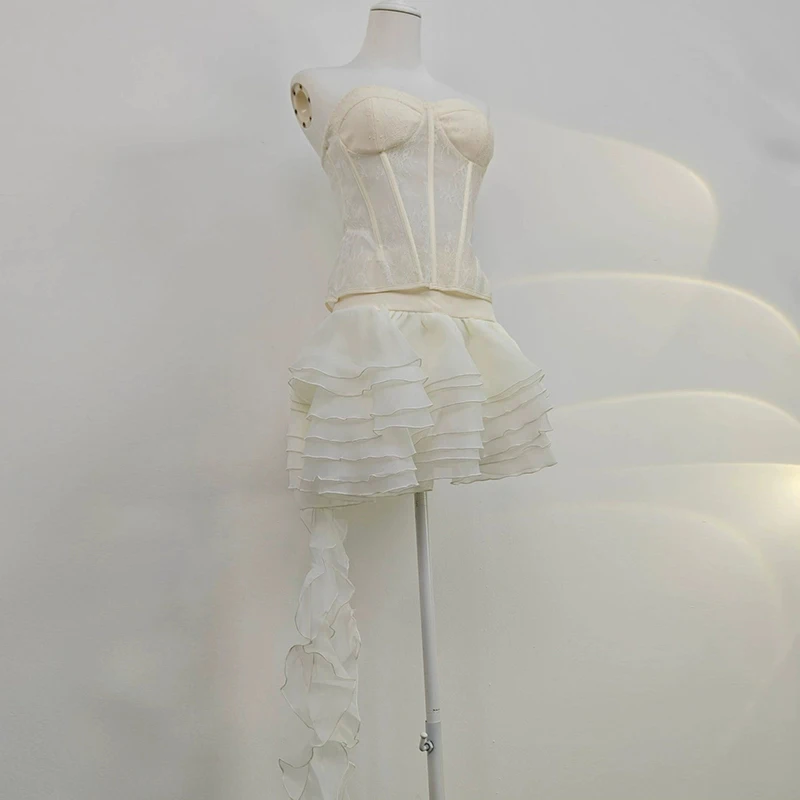 KBQ Elegante Tweedelige Sets voor Vrouwen Strapless Backlesss Tops Hoge Taille Irreguar Zoom Rokken Chique Set Vrouwelijke Mode Stijl Nieuw