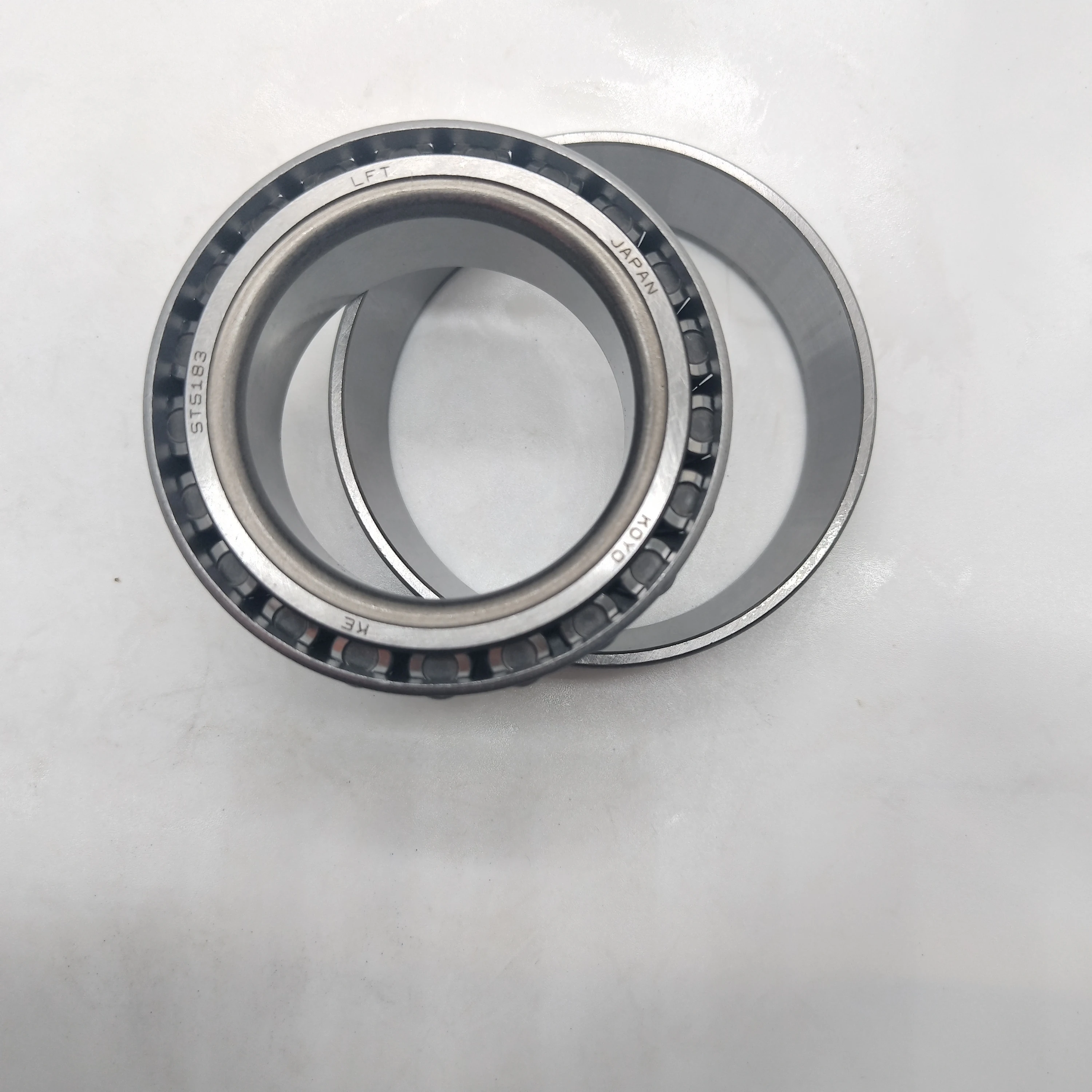 roulement-de-differentiel-arriere-importe-ford-mustang-koyo-st5183-std3776-2-st5195-ste5095