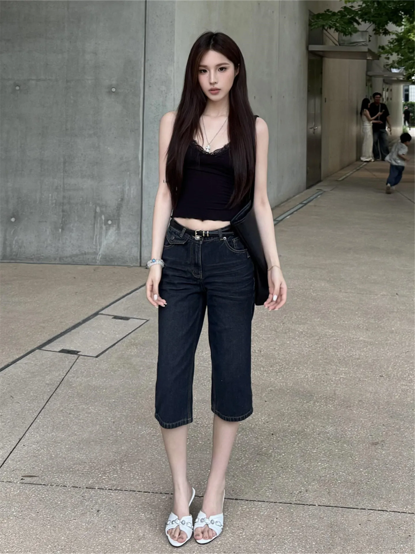 

Low Waist American Street Retro Denim Shorts Women Summer Loose Slimming Millennium Spicy Girl Versatile Seven-Point Pants