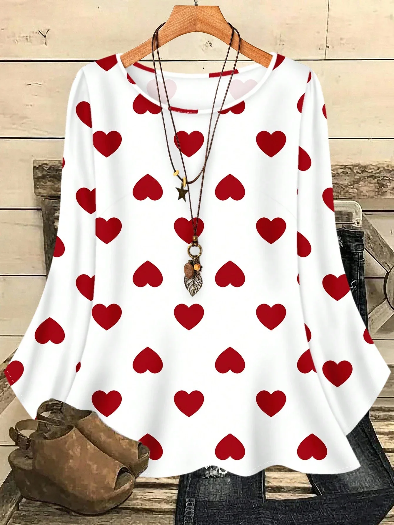 

Women Casual All Over Heart Print Round Neck Loose 3/4 Sleeve Shirt