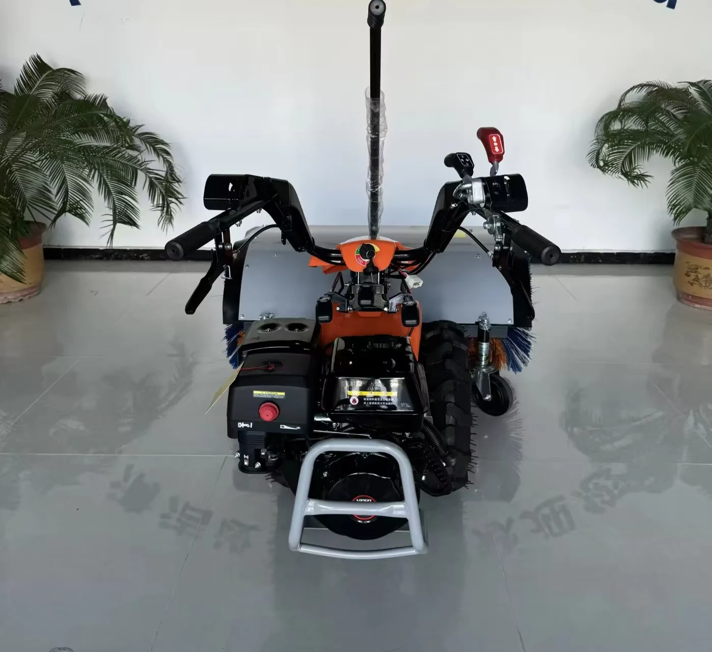 Spazzaneve spinta a mano con spazzaneve per tutte le ingranaggi con opzioni di personalizzazione OEM