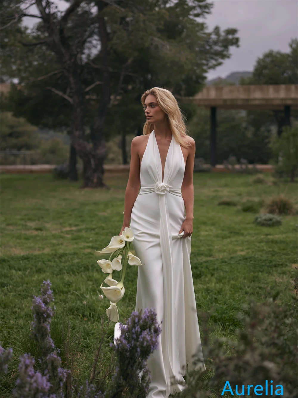 

Customized Temperament White Satin Evening Dress Halter Sleeveless Wedding Dress Bespoke Occasion Gowns Open Back High Quality