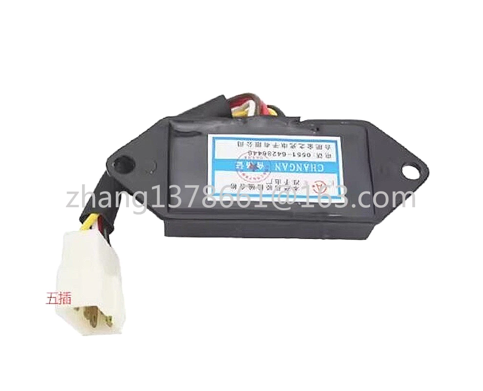 

Электронный регулятор деталей вилочного погрузчика (14 В) JFT147-14C для Heli Hehang 1-3T (WZ)