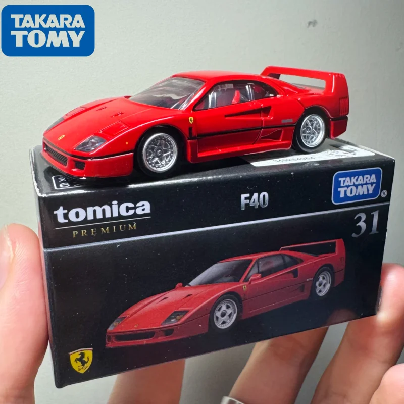 TOMY Tomica, modèle réduit en alliage de la Ferrari F40, supercar, boîte noire de qualité supérieure, TP31, objet de décoration, véhicule non télécommandé, cadeau, jouet de collection.