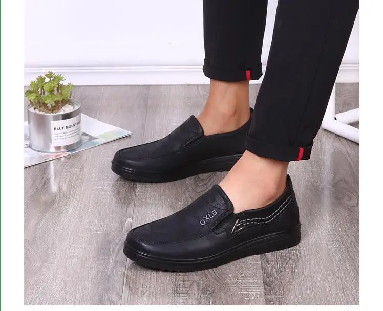 

Men Casual Fashion Leather Shoes for Men Spring Autumn Men's Flat Shoes Driving Sneakers New Trademark Size 38-48 Upscale