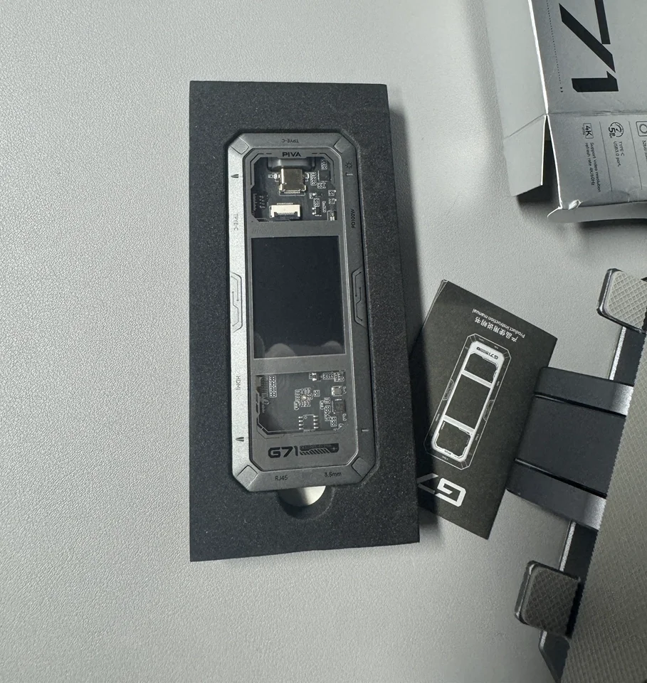 G71 Smart type-c docking station with screen HDMI Gigabit Ethernet 4K60Hz high-speed splitter