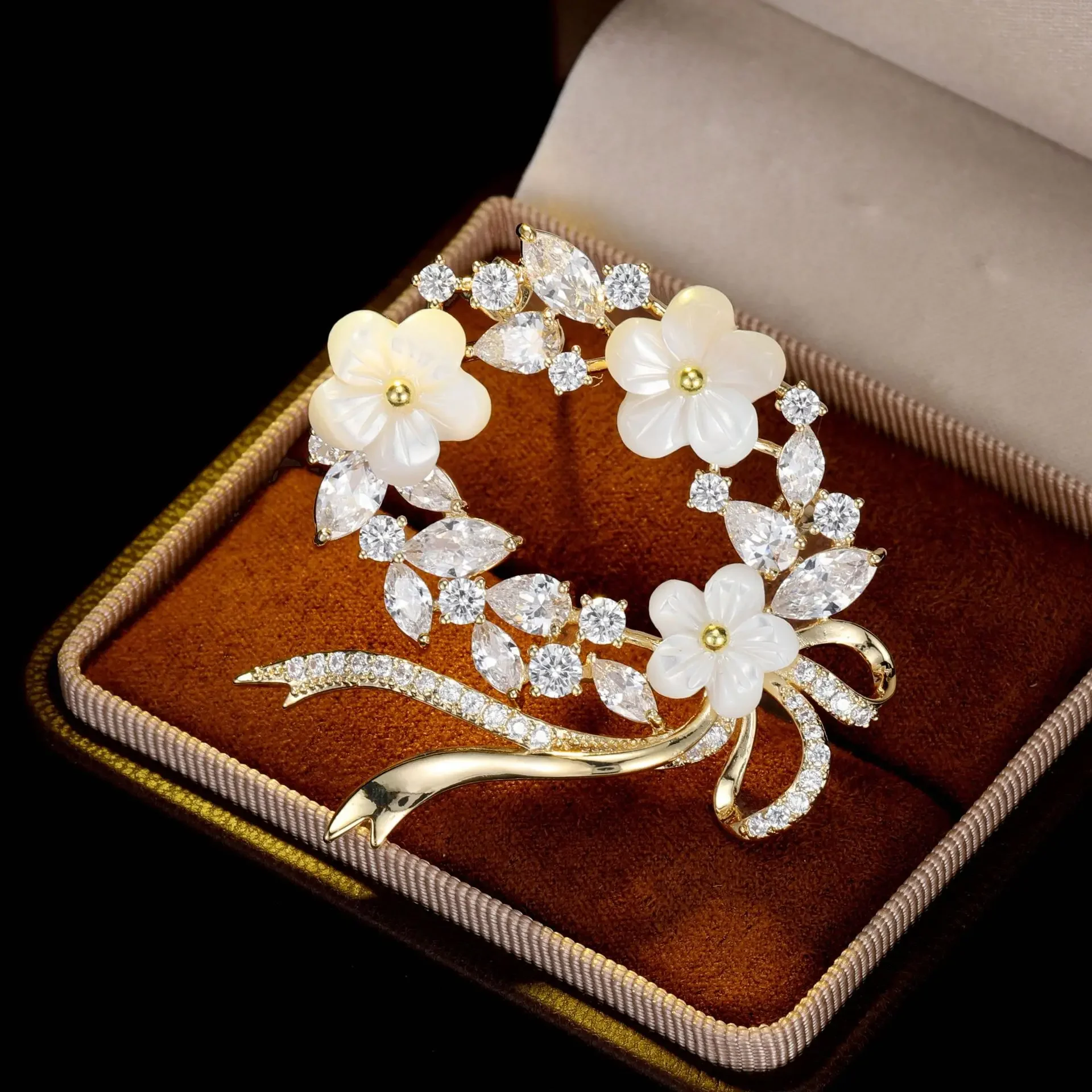 زهرة، فيونكة، إكليل، بروش، بدلة راقية ورائعة، معطف وإكسسوارات 2025 جديد