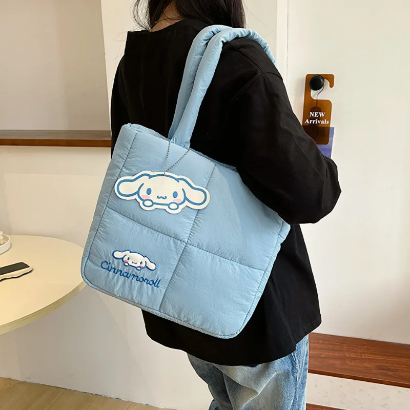 Miniso Sanrio-BOLSA DE ASEO portátil para maquillaje, lonchera de mano, bolsa de aperitivos, mamá