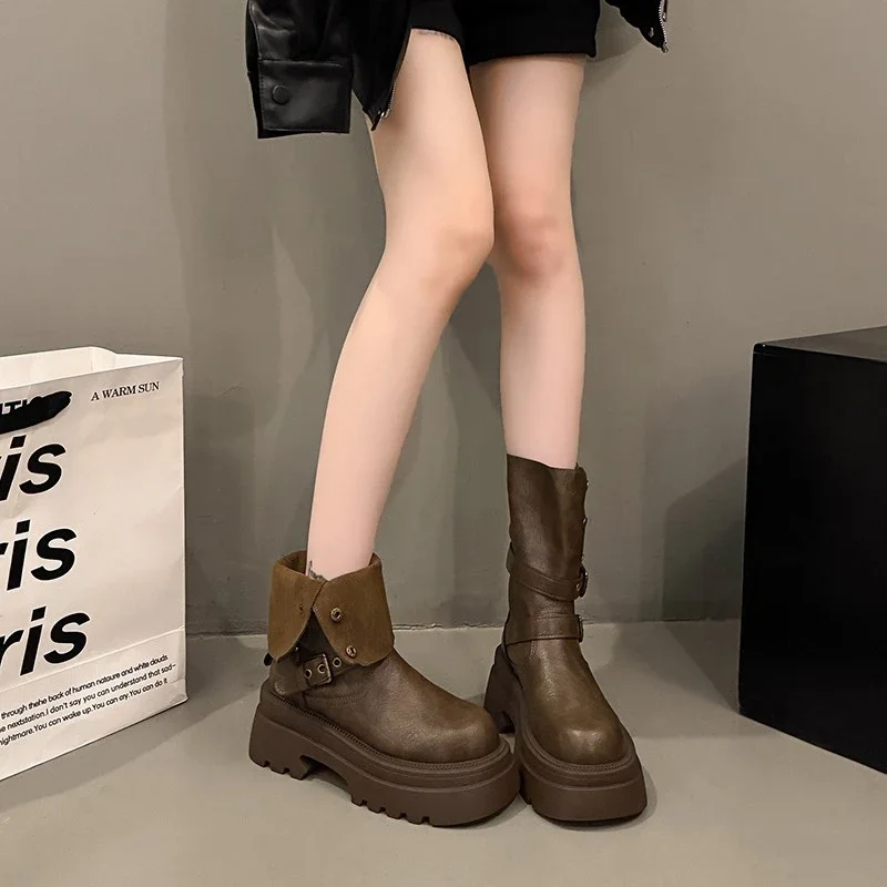 

Осенне-зимние женские ботильоны на толстой подошве на платформе, дизайнерские кожаные современные короткие женские ботинки с пряжкой на ремне в стиле панк