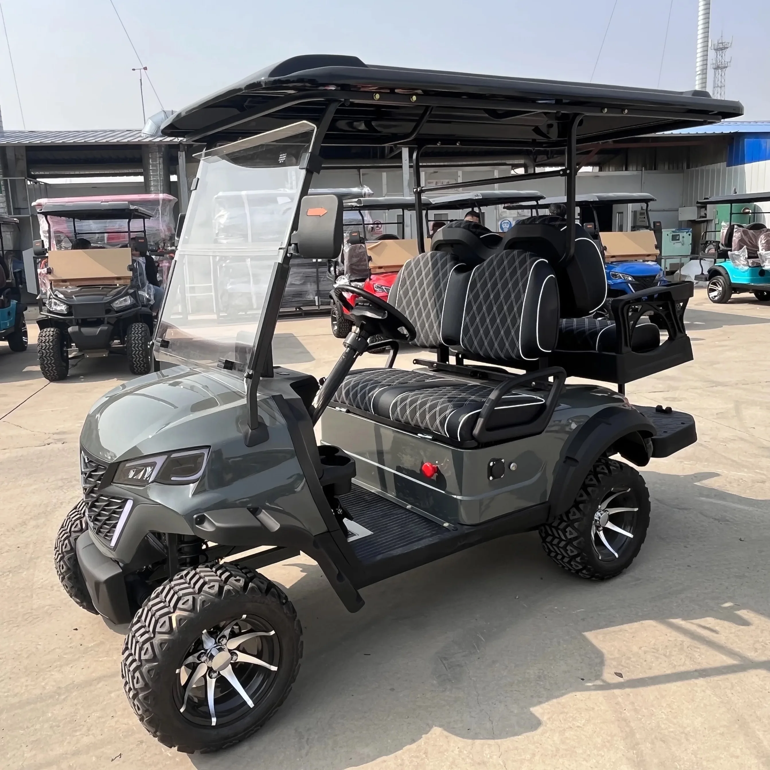 2024 New 4 Passenger Golf Carts Street Legal Car Utility Lifted Solar Panels Electric Golf Cart with 2+2 Seater