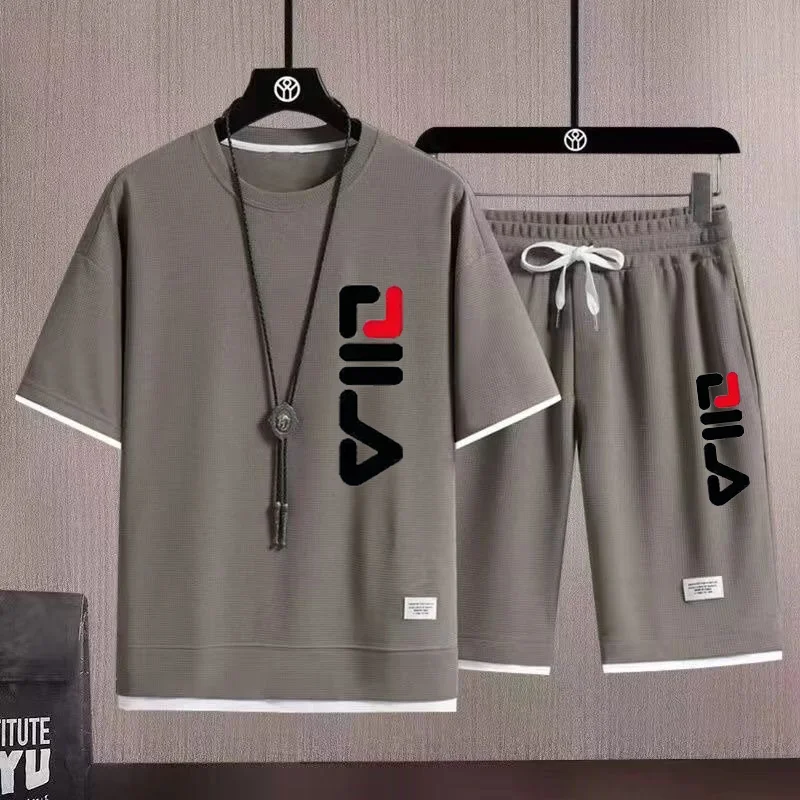 تي شيرت وسروال قصير الأكمام للرجال صيفي جديد يسمح بمرور الهواء لعام 2025 طقم مكون من قطعتين ، بدلة رجالية غير رسمية للشاطئ في الهواء الطلق