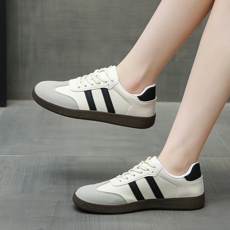 New Mesh Surface Casual Versatile Sporty Sneakers Women's Trend Flat Low-top Round-toe Color-blocked Vulcanized Sneakers
