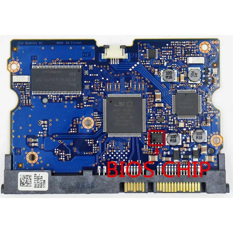 Hitachi hard disk circuit board / 110 0A90201 01 , 220 0A90201 01 / IC: 0A71261 / 0A71339 / JPK3MA,JPK3EA,JPK28A,JPK20N